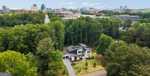 1000 Clementstone Ne Dr, Sandy Springs, GA 30342