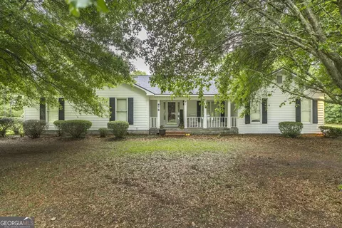 878 Tanglewood Cir, Dublin, GA 31021