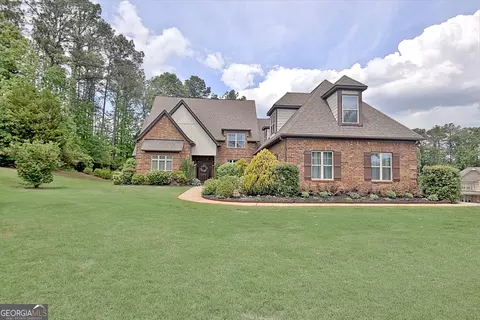 100 Woodcanoe Ct, Peachtree City, GA 30269
