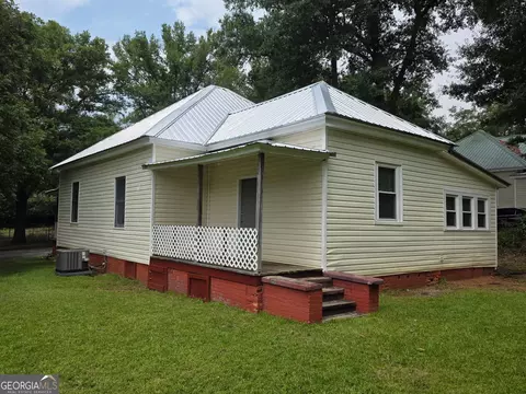 Exterior - 905 South Pkwy, Lagrange, GA 30240 photo 5 of 7