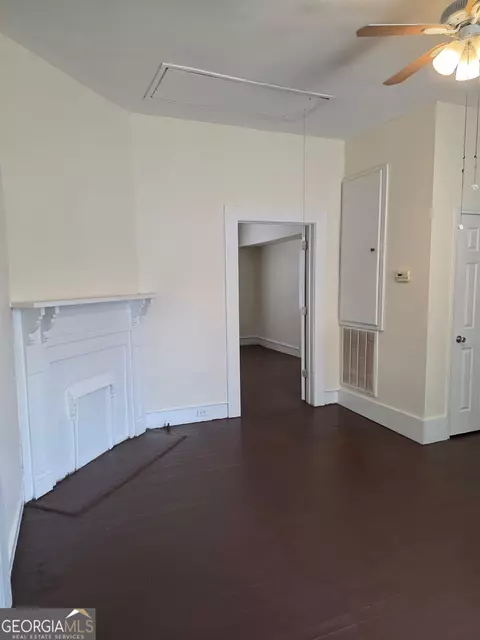 Living - 905 South Pkwy, Lagrange, GA 30240 photo 4 of 5