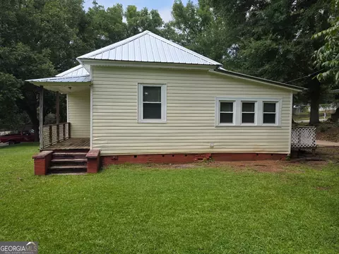 Exterior - 905 South Pkwy, Lagrange, GA 30240 photo 6 of 7