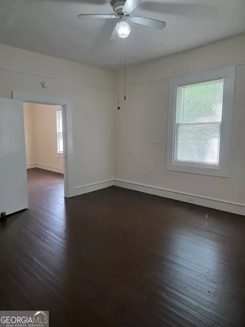 Living - 905 South Pkwy, Lagrange, GA 30240 photo 1 of 5