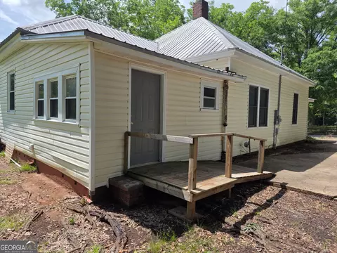Exterior - 905 South Pkwy, Lagrange, GA 30240 photo 4 of 7
