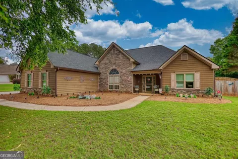 4207 Old Wood Dr, Conyers, GA 30094