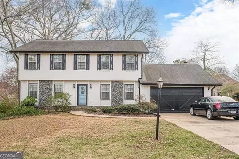 2788 Dellinger Dr, Marietta, GA 30062