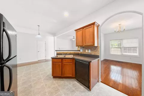 Entry Way - 6643 Silk Tree Pointe, Braselton, GA 30517 photo 5 of 8