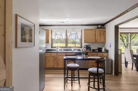 Kitchen - 1038 Stringer Rd, Rockmart, GA 30153 photo 4 of 4