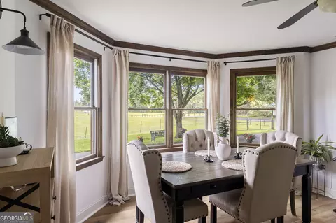 Dining - 1038 Stringer Rd, Rockmart, GA 30153 photo 3 of 3