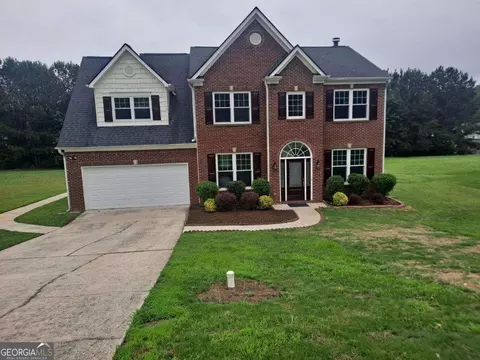 965 S Trotters Farm Rd, Fairburn, GA 30213