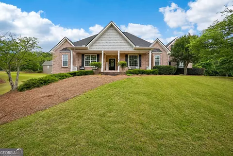 807 Kennedy Ct, Loganville, GA 30052