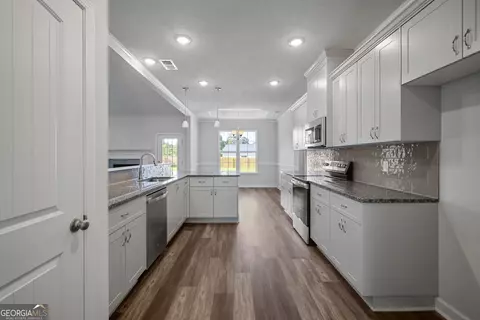 Entry Way - Undisclosed, Augusta, GA 30909 photo 4 of 8