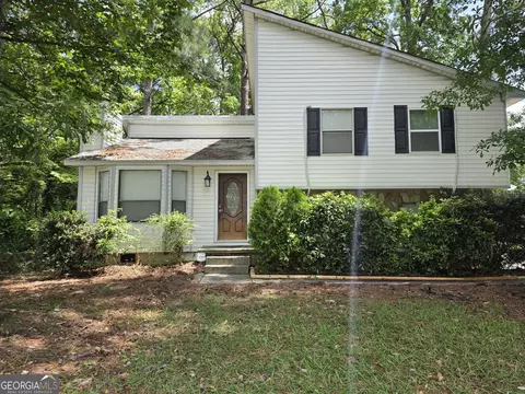 3770 Cherie Glen Rd, Snellville, GA 30039