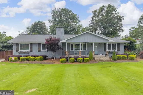 809 Sherwood Dr, Elberton, GA 30635