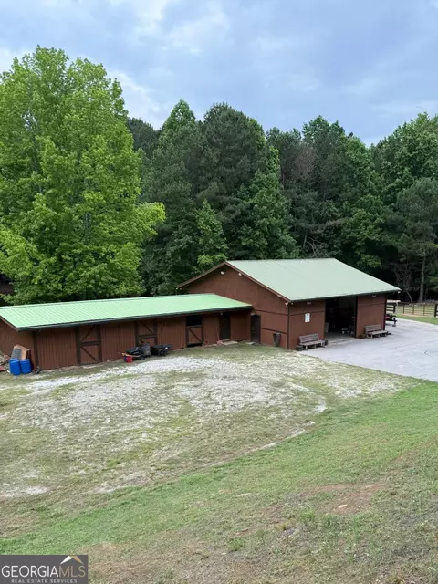 3554 Martin Creek Dr, Gainesville, GA 30506