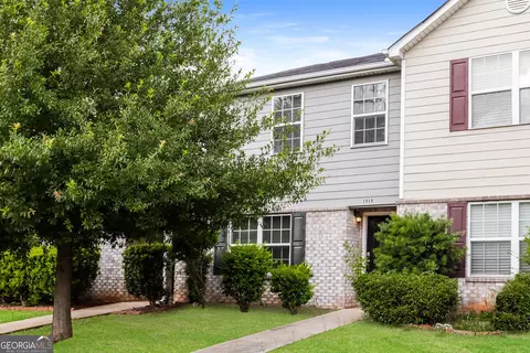 1515 Hydrangea Ln, Mcdonough, GA 30253