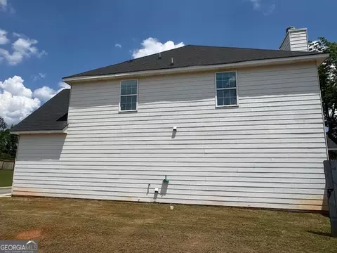 Exterior - 4315 Cornwall Dr, Forsyth, GA 31029 photo 4 of 4