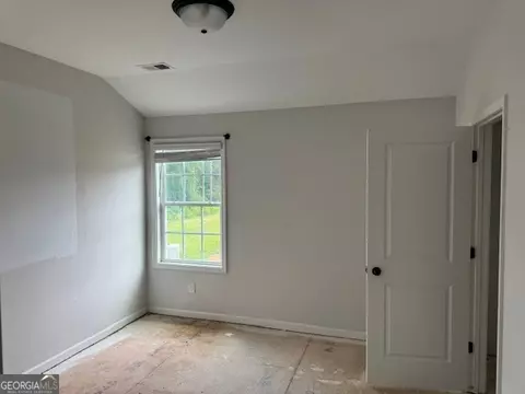 Bedroom - 4315 Cornwall Dr, Forsyth, GA 31029 photo 3 of 4
