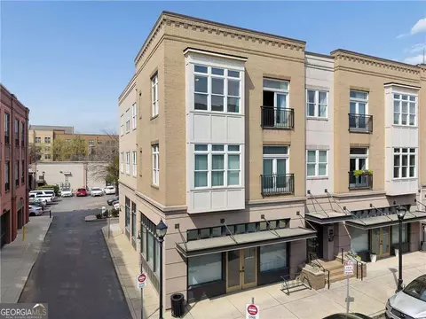 933 Garrett St SE #201, Atlanta, GA 30316