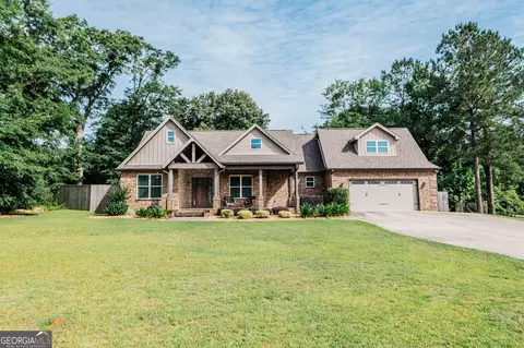 78 Lenora Dr, Hawkinsville, GA 31036