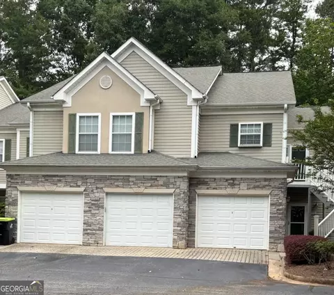 702 Las Brasis Ct, Peachtree City, GA 30269