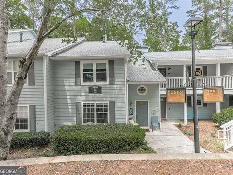 3960 Riverlook Pkwy SE #102, Marietta, GA 30067