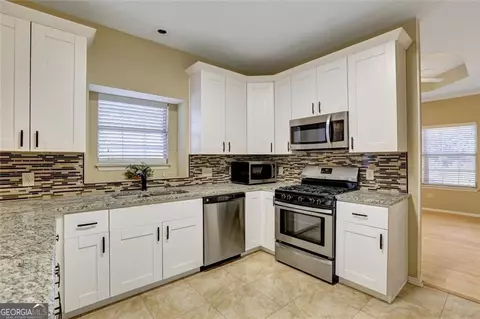 4120 Pineset Dr, Alpharetta, GA 30022 photo 12