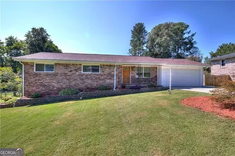 4225 Carlos Ct, Powder Springs, GA 30127