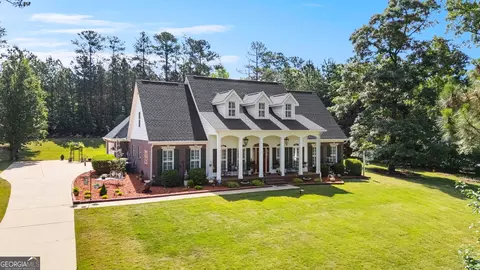 Exterior - 506 Riverside Dr, Lagrange, GA 30240 photo 2 of 5