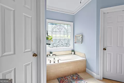 Bath - 506 Riverside Dr, Lagrange, GA 30240 photo 6 of 8