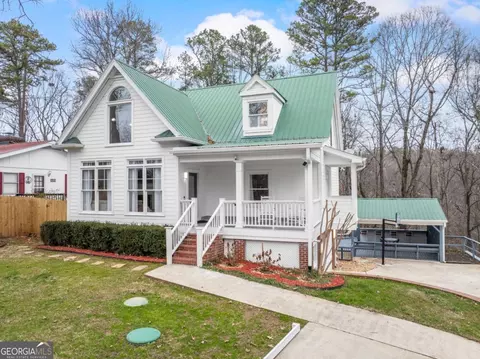3852 Clubhouse Dr, Gainesville, GA 30501