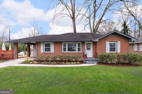 2605 Woodridge Dr, Decatur, GA 30033