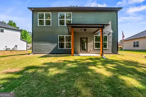 Exterior - 224 Galway Ln, Hampton, GA 30228 photo 3 of 4