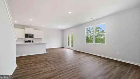 Living - 2271 Edgecombe Ln, Dacula, GA 30019 photo 3 of 3
