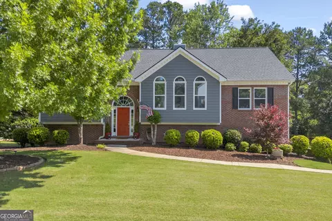 3102 Planters Mill Dr, Dacula, GA 30019