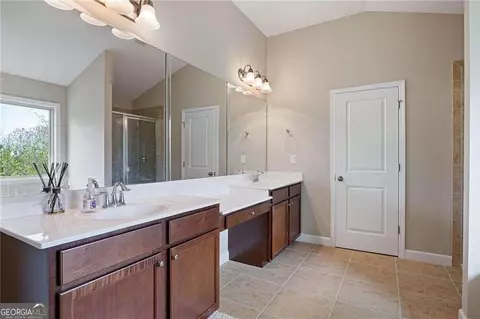 Bath - Undisclosed, Suwanee, GA 30024 photo 1 of 2