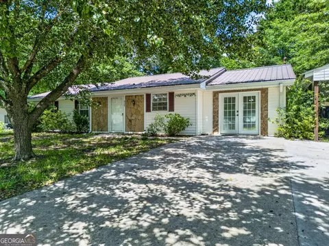 Exterior - 317 Stancil Dr, Toccoa, GA 30577 photo 14 of 15