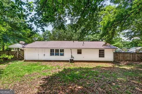 Exterior - 317 Stancil Dr, Toccoa, GA 30577 photo 8 of 15