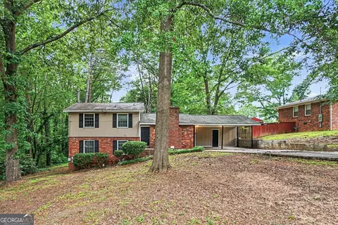 6436 Piney Cir SW, Mableton, GA 30126