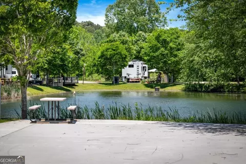 2 Mtn Meadows Dr, Morganton, GA 30560
