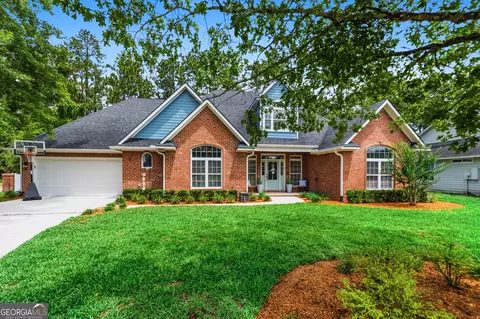 104 Fairway Dr, Kingsland, GA 31548
