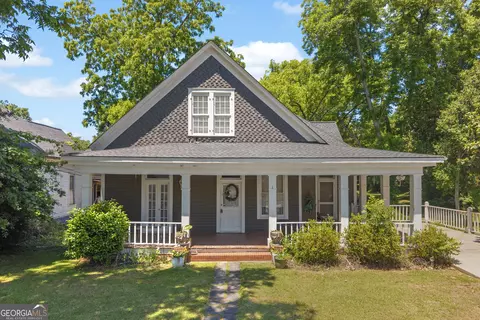 170 S Mcintosh St, Elberton, GA 30635