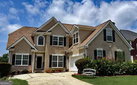 817 Rock Ln, Mcdonough, GA 30253