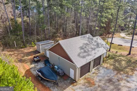 209 Northlake Dr, Hartwell, GA 30643