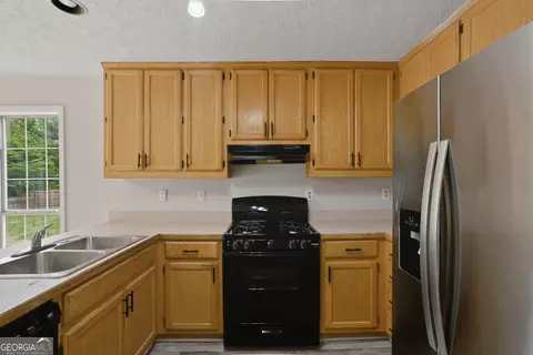 Kitchen - 5747 Rex Mill Crk, Rex, GA 30273 photo 1 of 2