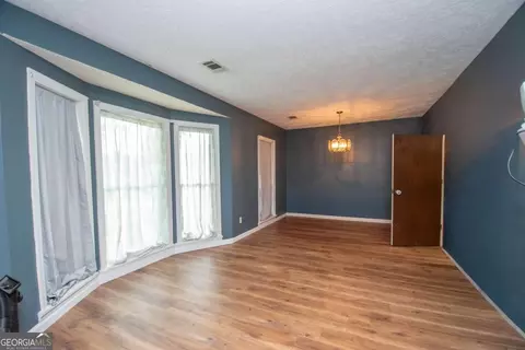 Living - 217 Cosby Dr, Lagrange, GA 30241 photo 1 of 5