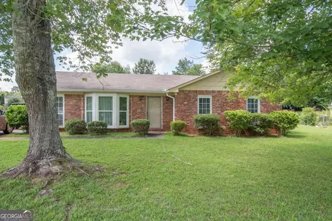 217 Cosby Dr, Lagrange, GA 30241
