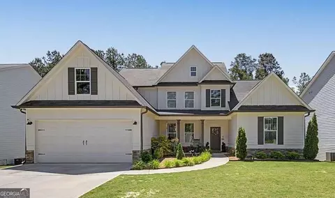 467 Longwood Pl, Dallas, GA 30132