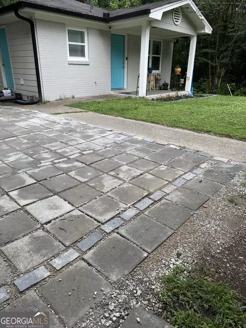 6053 Bowden St, Austell, GA 30106
