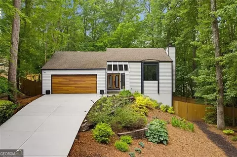 3452 Shawnee Trl SE, Smyrna, GA 30080